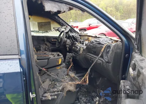 2020 Chevrolet Silverado 1500 4Wd Short Bed Custom из США, поврежденный, VIN 1GCPYBEK4LZ195503